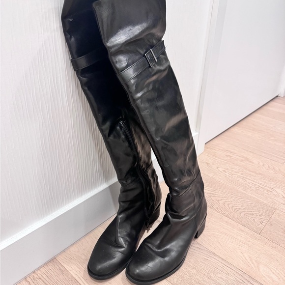Leather boots - Picture 3 of 5